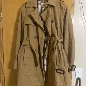 Forever 21 Trench Coat Size Small